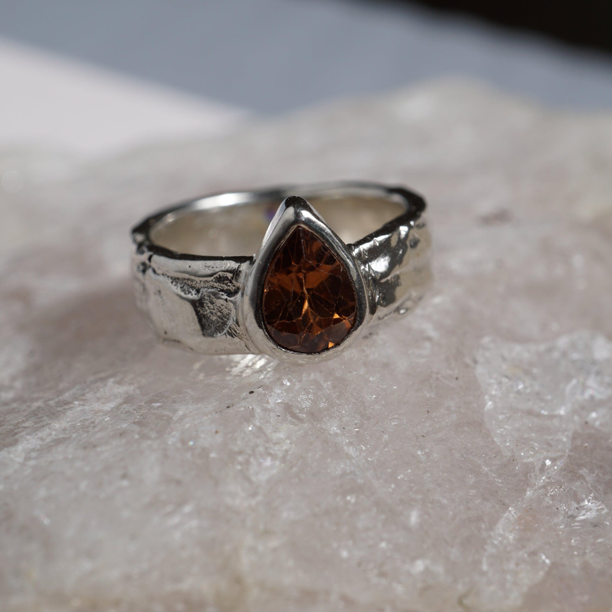 Zilveren ring met zirkoon - Atelier Minne