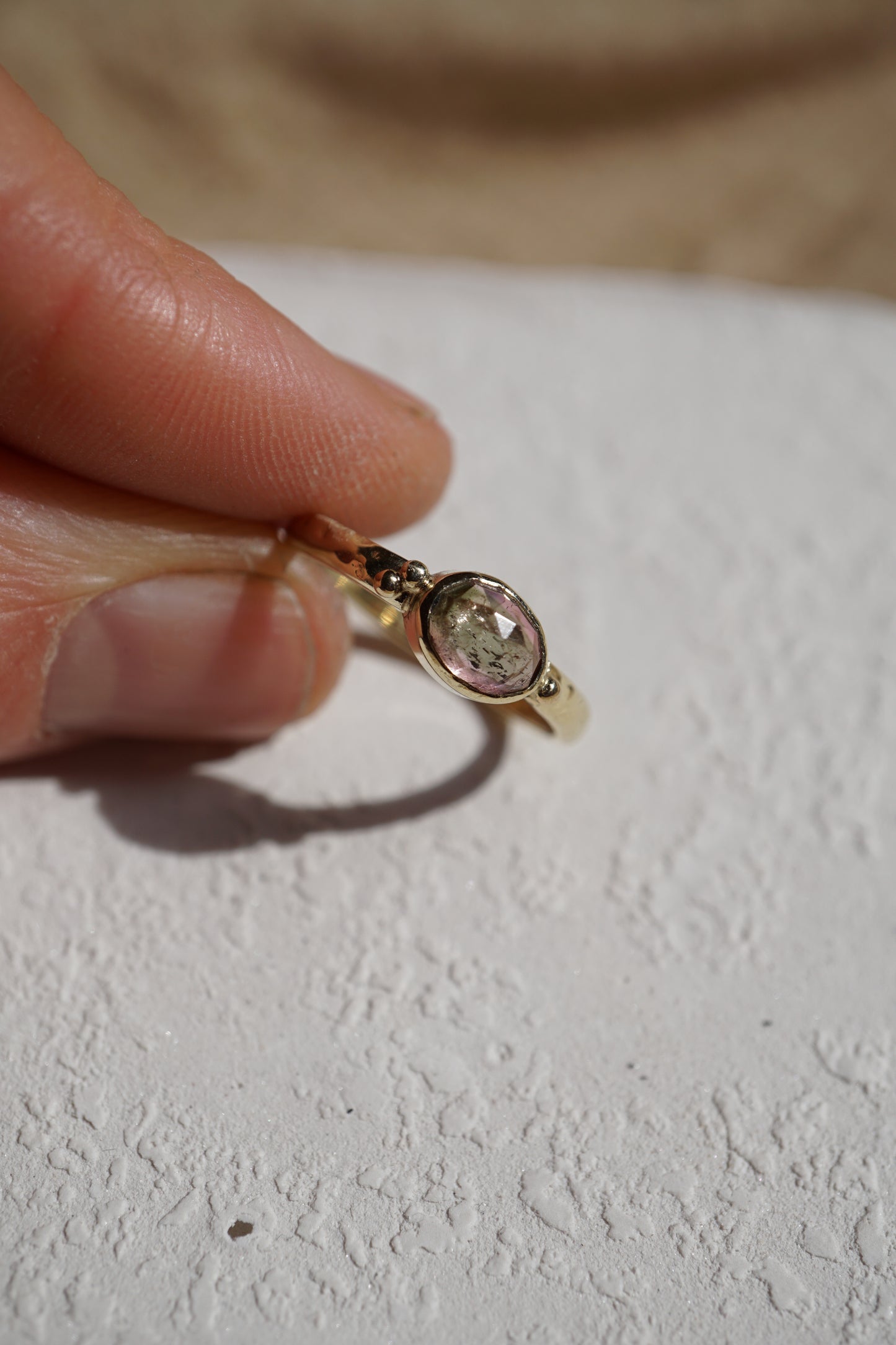 Gouden ring met toermalijn - Atelier Minne