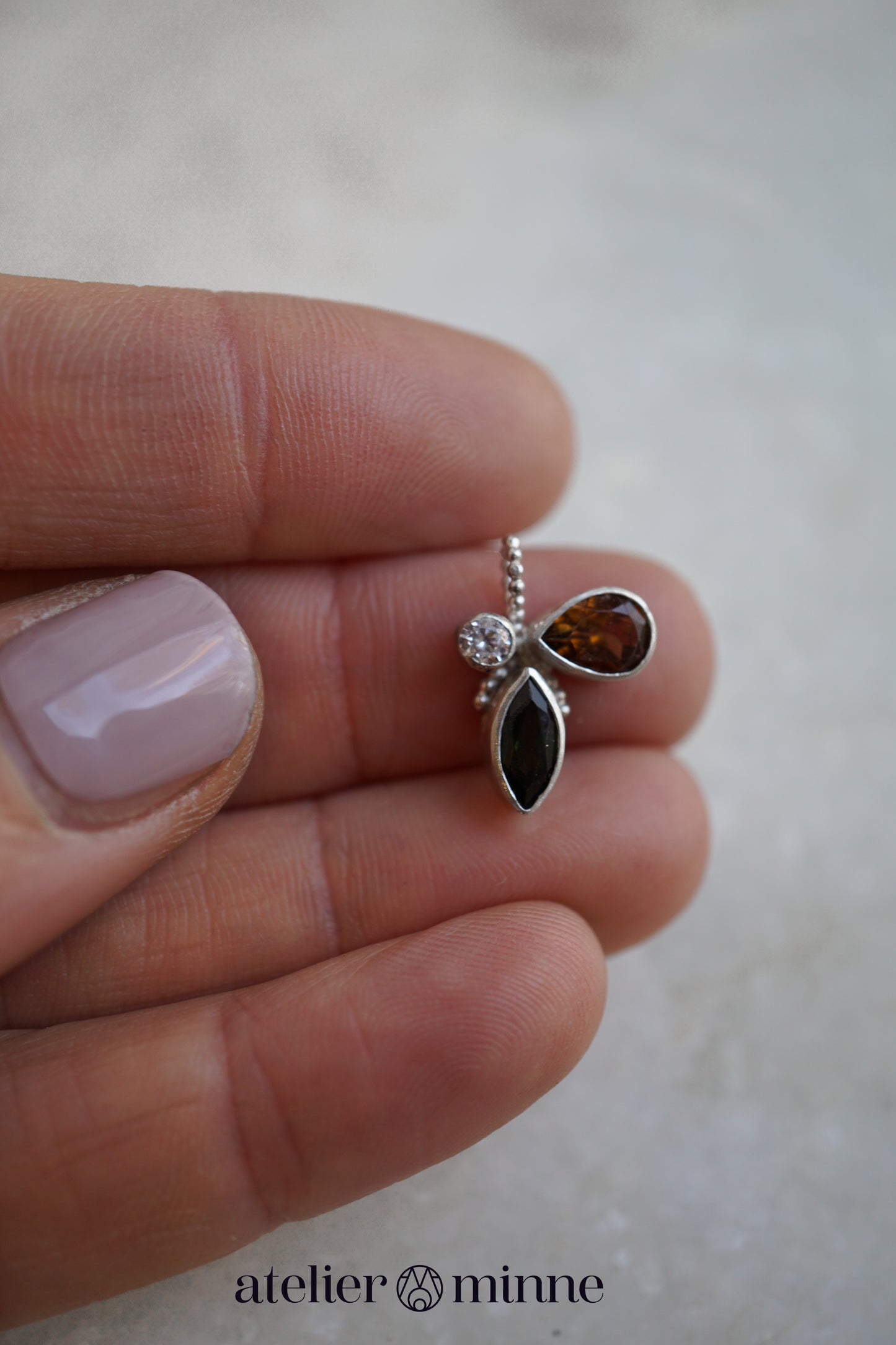 Zilveren hanger met combi van edelstenen - Atelier Minne