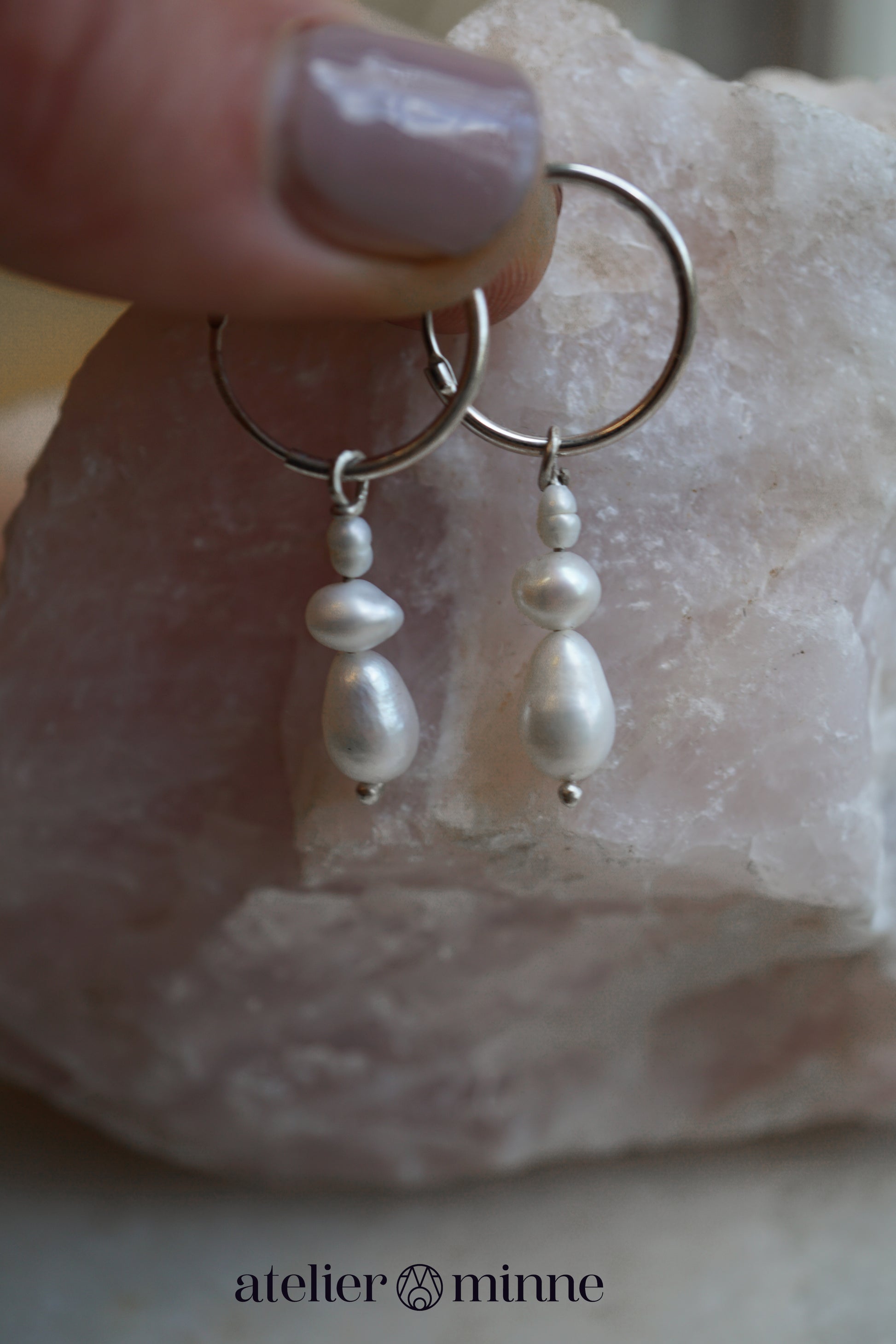 Oorbellen in zilver met parels - Atelier Minne